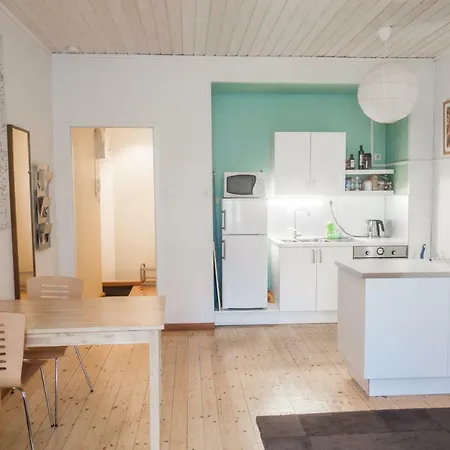Wehost Kustaankatu Helsinki